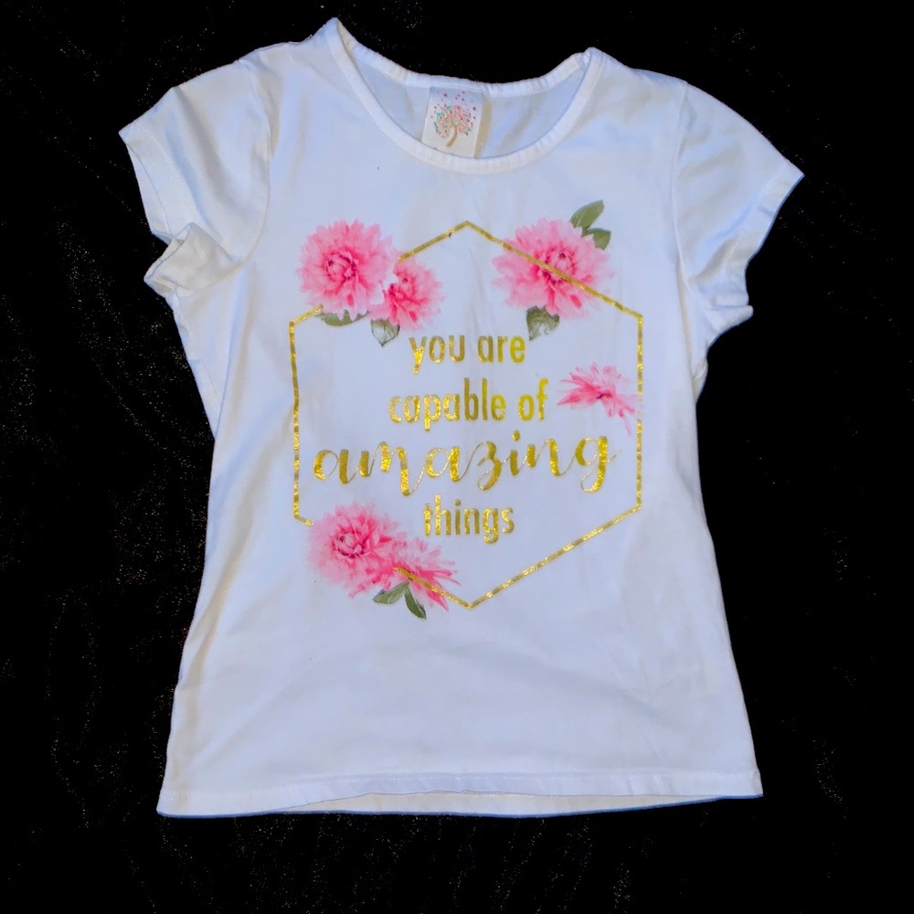 “YOU AEW CAPABLE OF AMAZING THINGS” Girls TShirt